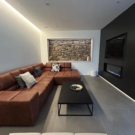 Cerf Du Grand Fond *